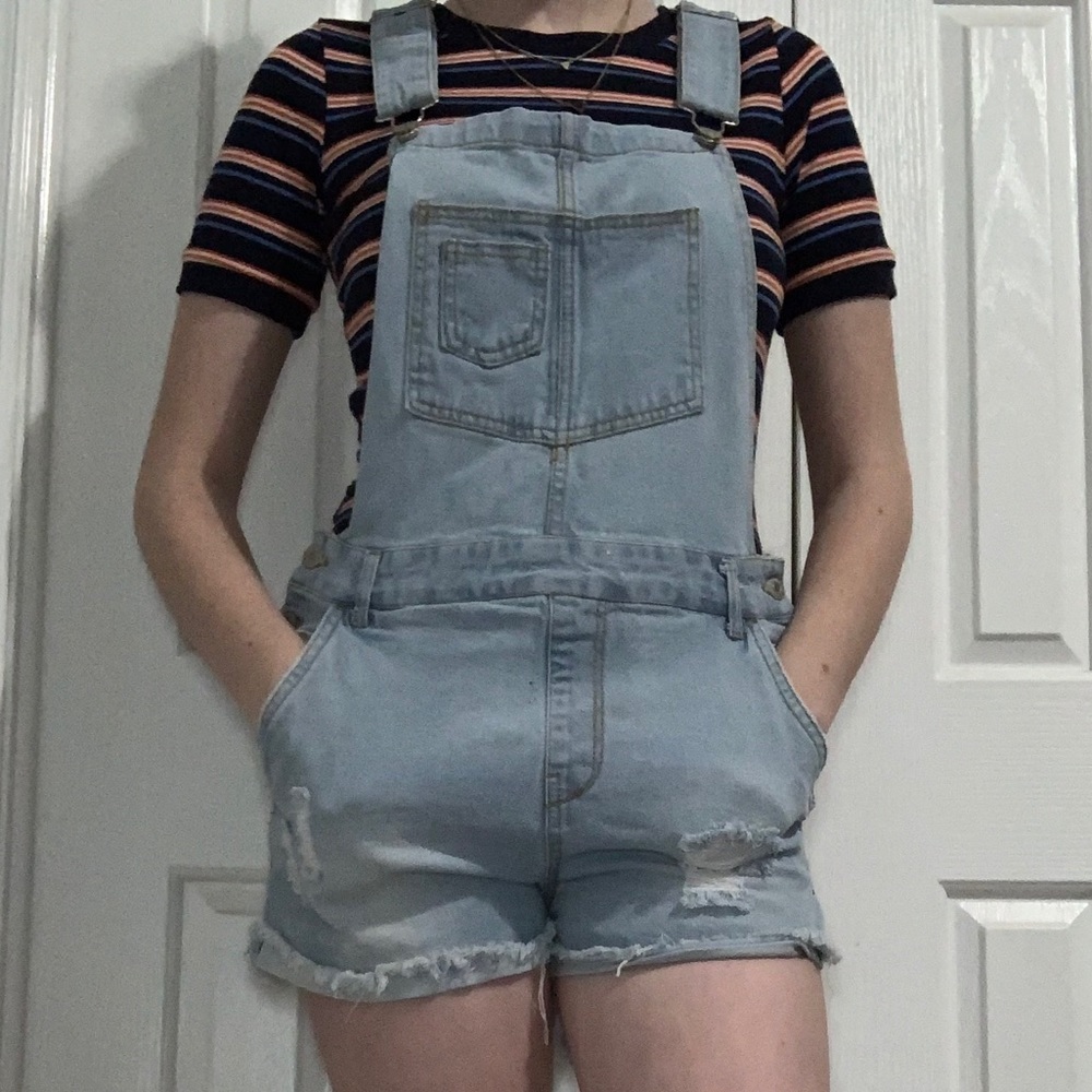 Overall shorts